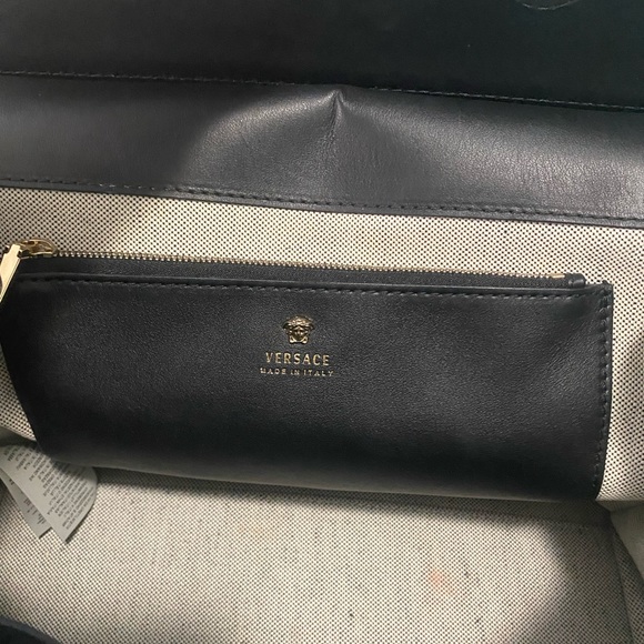 Versace palazzo black - Picture 3 of 4